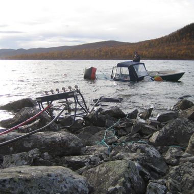 Kilpis: Berget båt ved hjelp av luftputer.